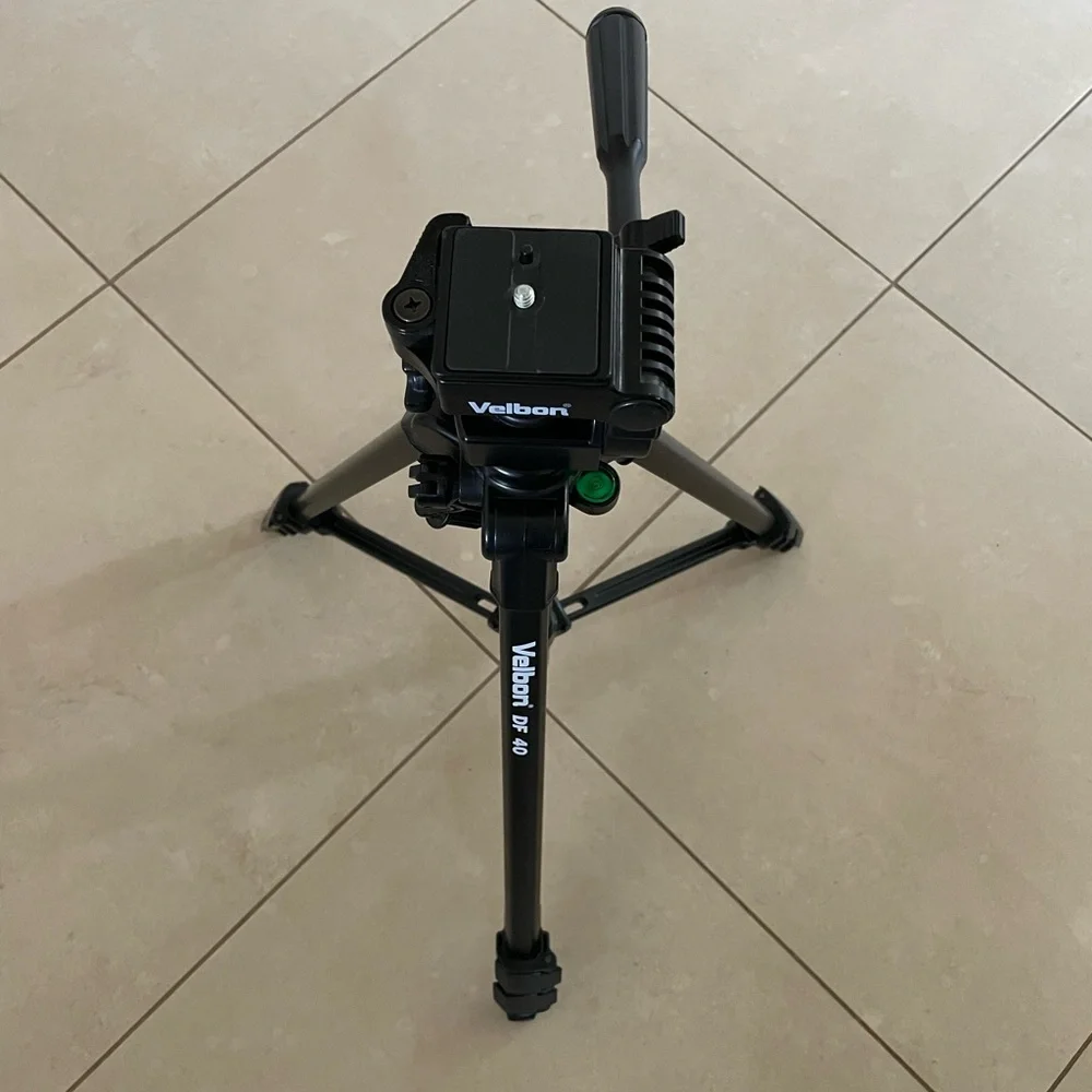 Velbon DF-40 Camera Tripod